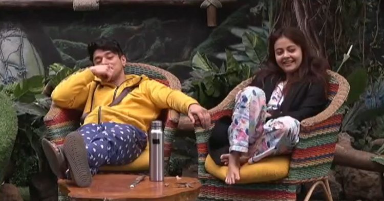 Bigg Boss 15: Devoleena Bhattacharjee expresses feelings for Pratik Sehajpal; will the new love story overshadow TejRan?